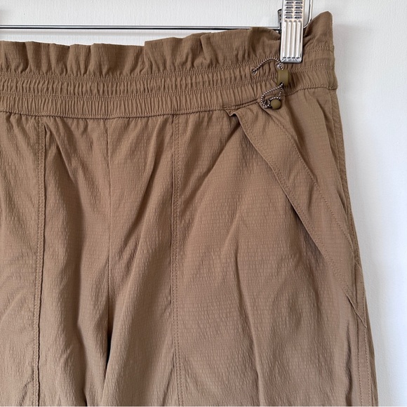 Athleta Trekkie High Rise Parachute Pant, Big Sur Brown, 4 Petite - Picture 4 of 11